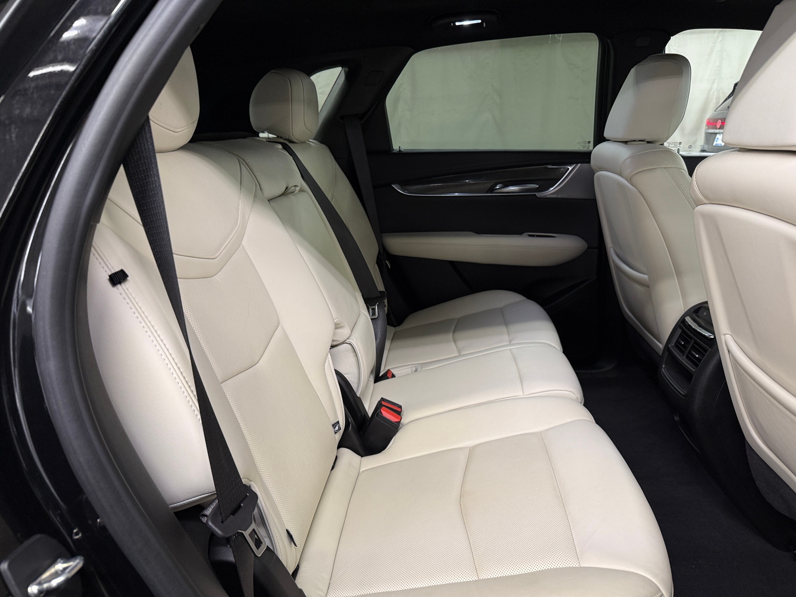 Thumbnail: 2020 Cadillac XT5 - 5