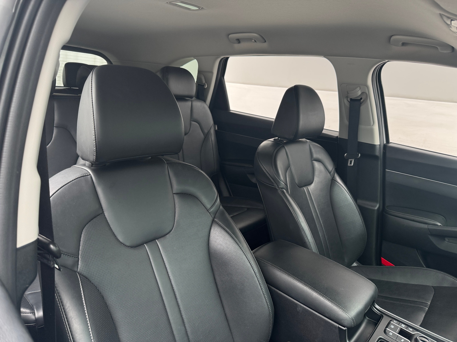 Thumbnail: 2024 Kia Sorento - 2