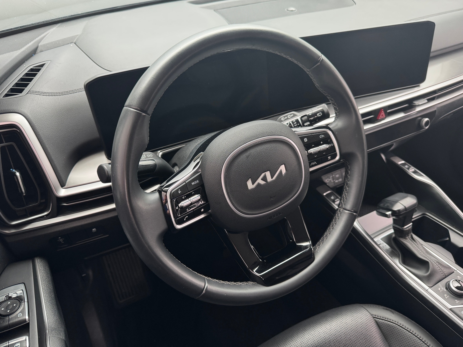 Thumbnail: 2024 Kia Sorento - 5