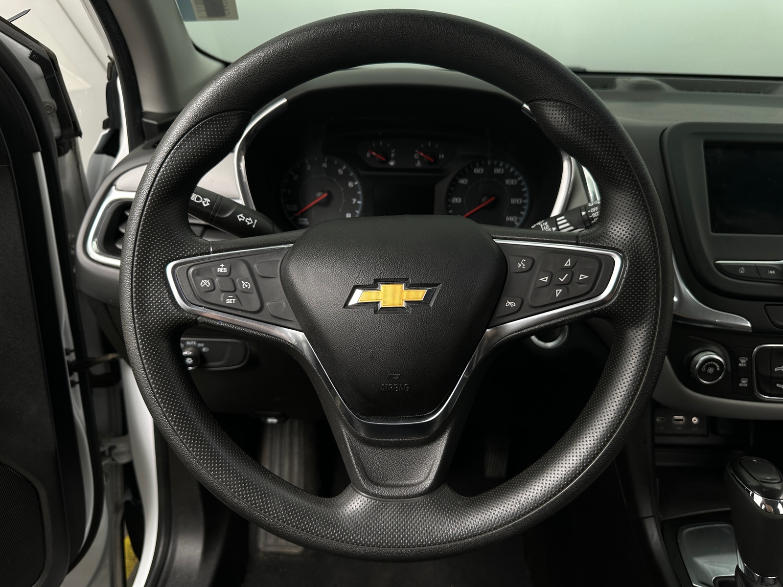 Thumbnail: 2019 Chevrolet Equinox - 5