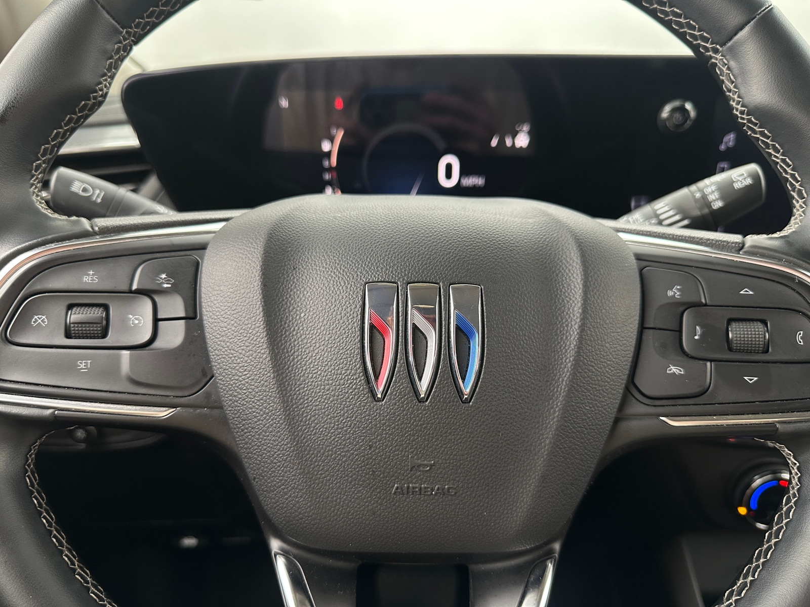 Thumbnail: 2025 Buick Encore GX - 4