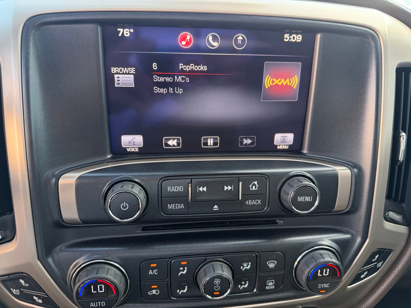 Thumbnail: 2015 GMC Sierra 2500 - 3