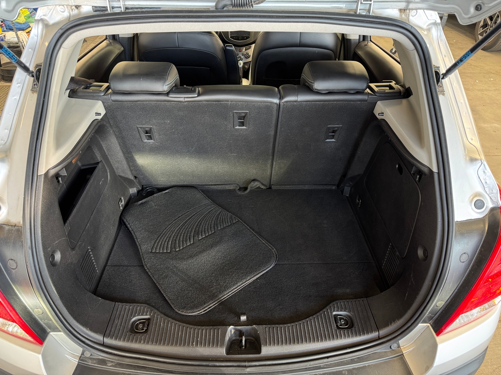 Thumbnail: 2016 Chevrolet Trax - 6