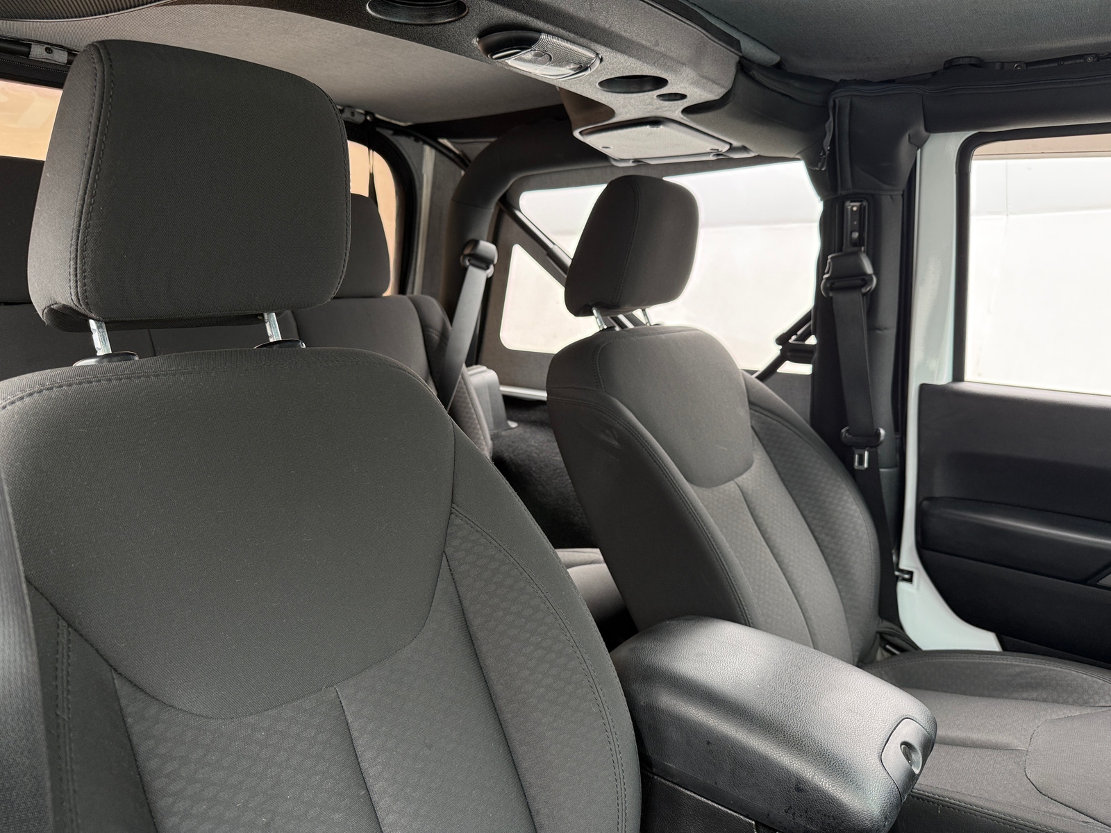 Thumbnail: 2015 Jeep Wrangler - 2