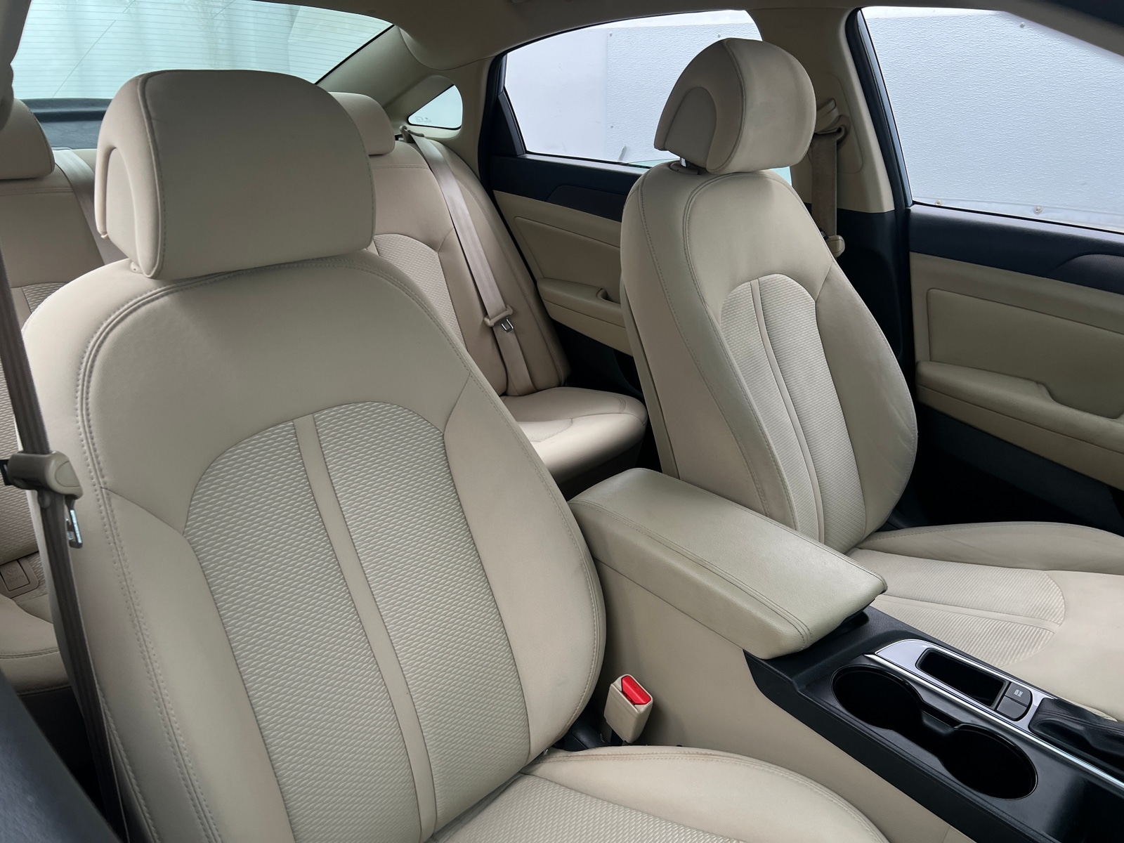 Thumbnail: 2015 Hyundai Sonata - 2