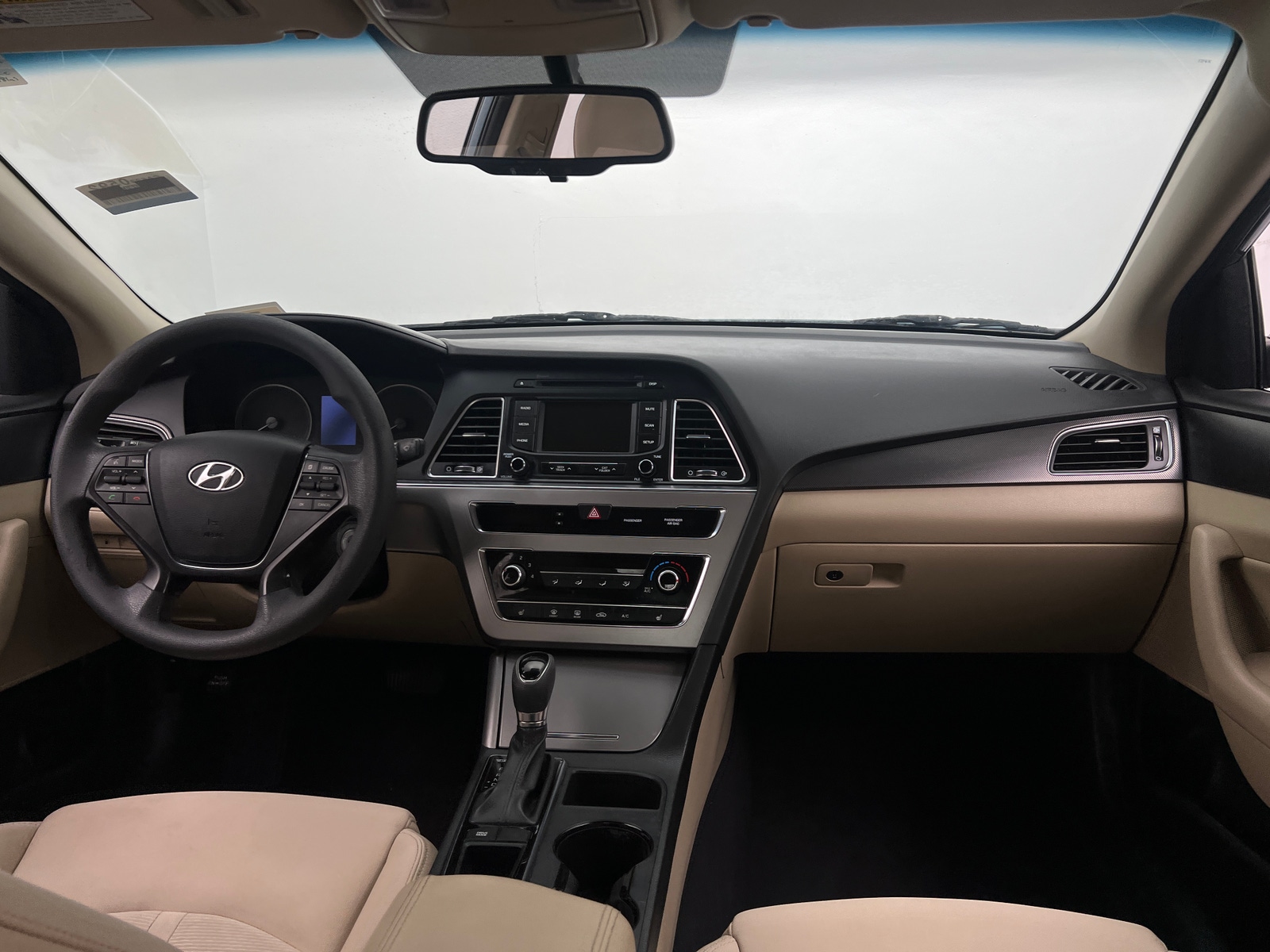 Thumbnail: 2015 Hyundai Sonata - 3