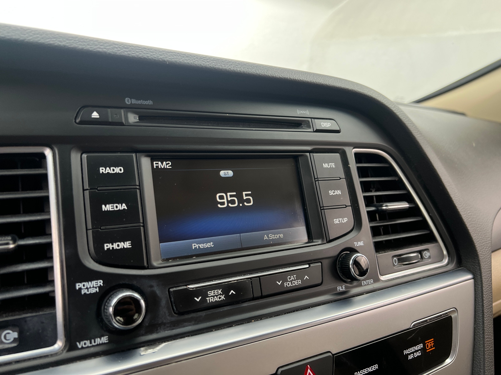 Thumbnail: 2015 Hyundai Sonata - 4