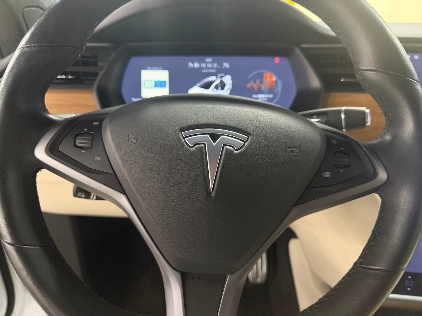Thumbnail: 2019 Tesla Model X - 4