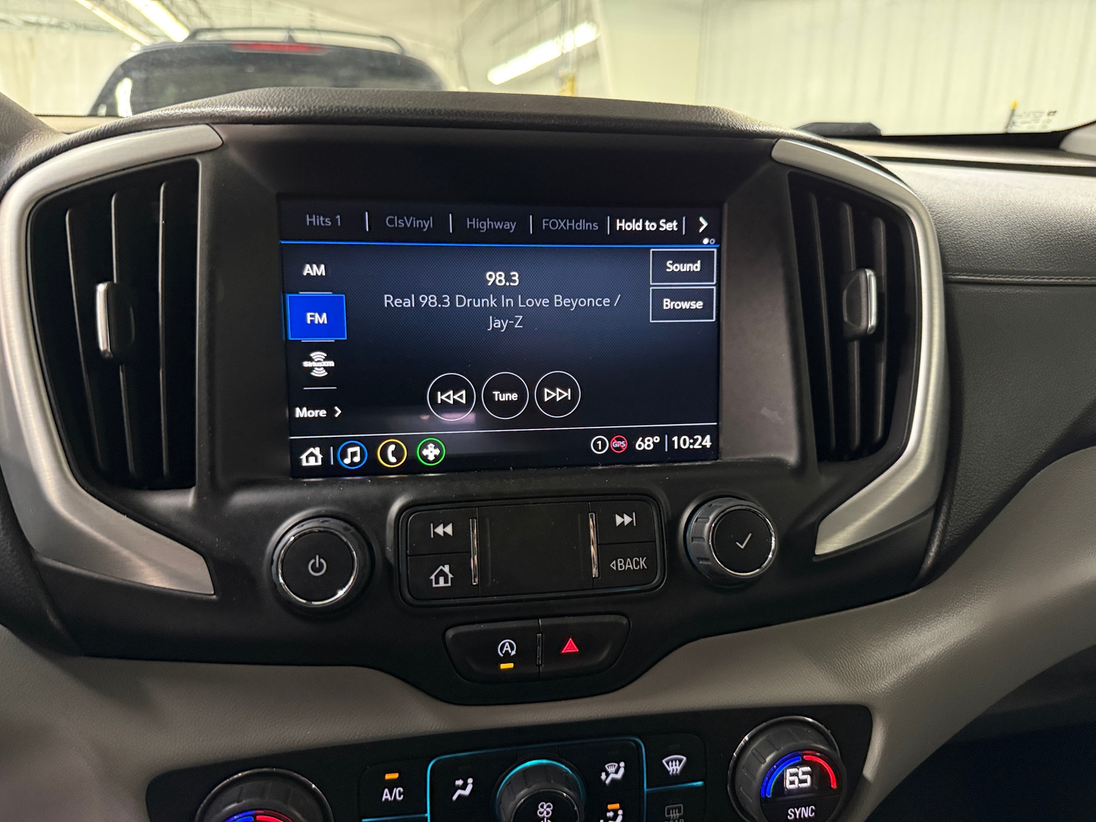 Thumbnail: 2022 GMC Terrain - 3