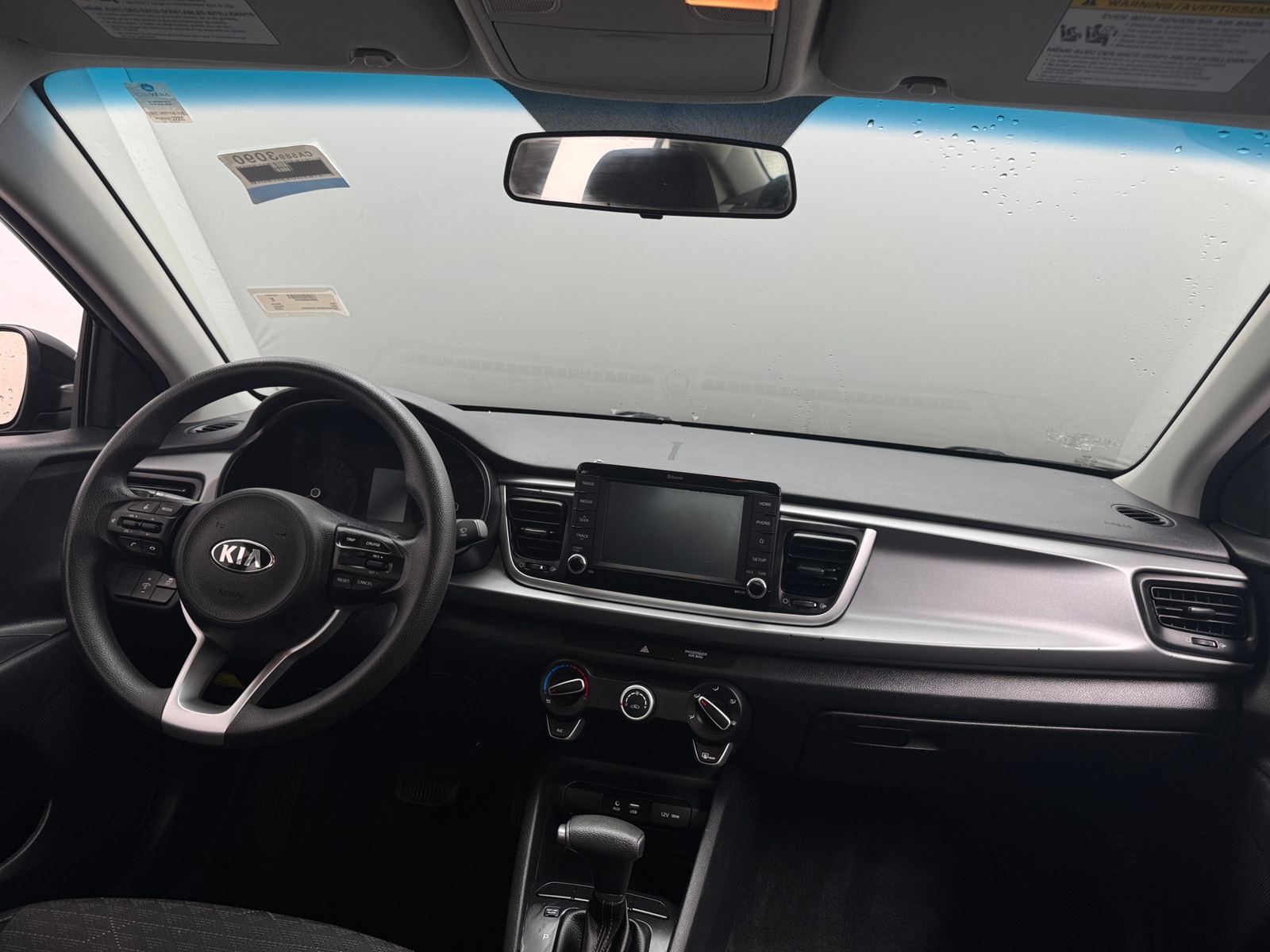 Thumbnail: 2020 Kia Rio - 3