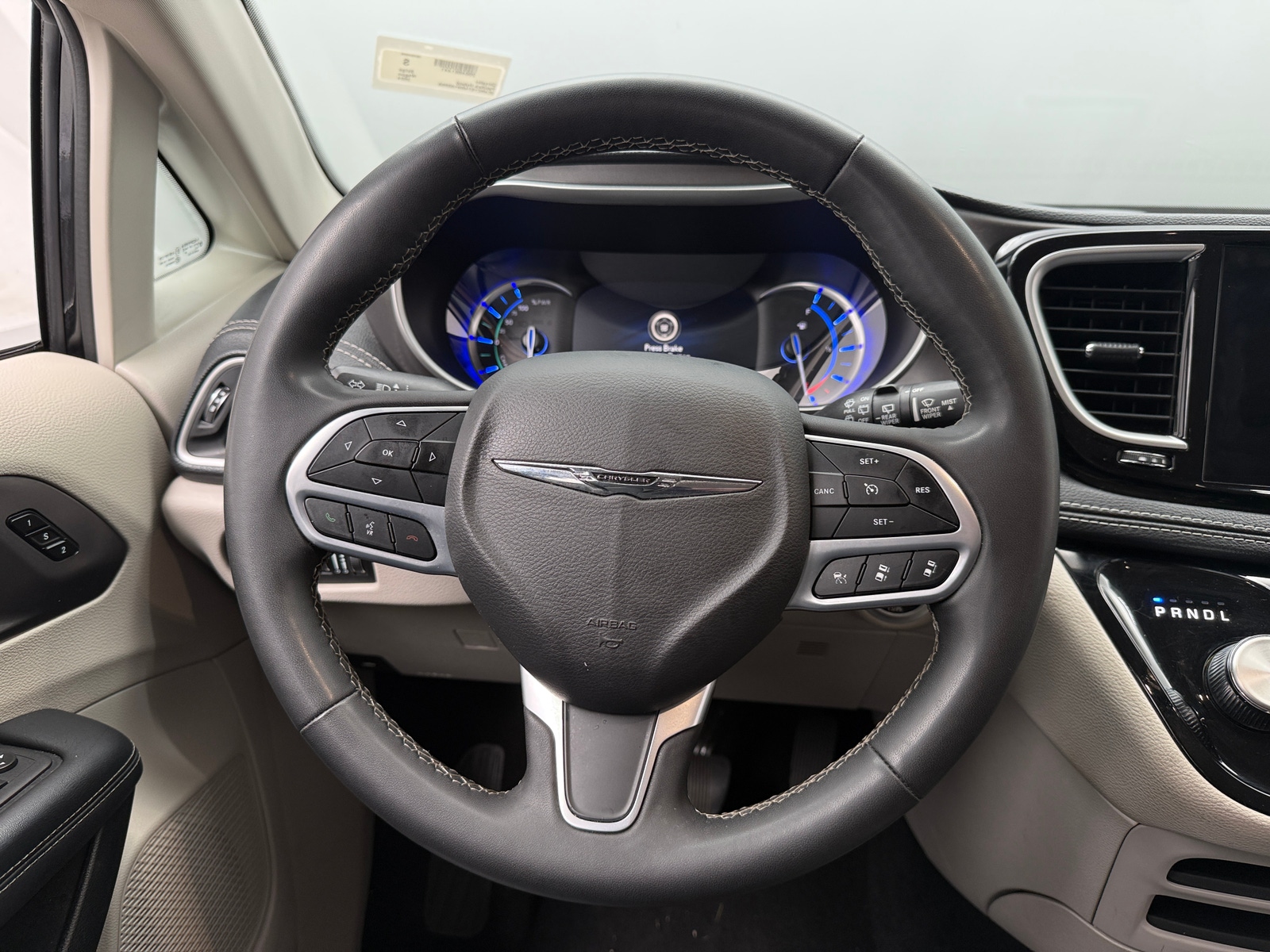 Thumbnail: 2024 Chrysler Pacifica - 4