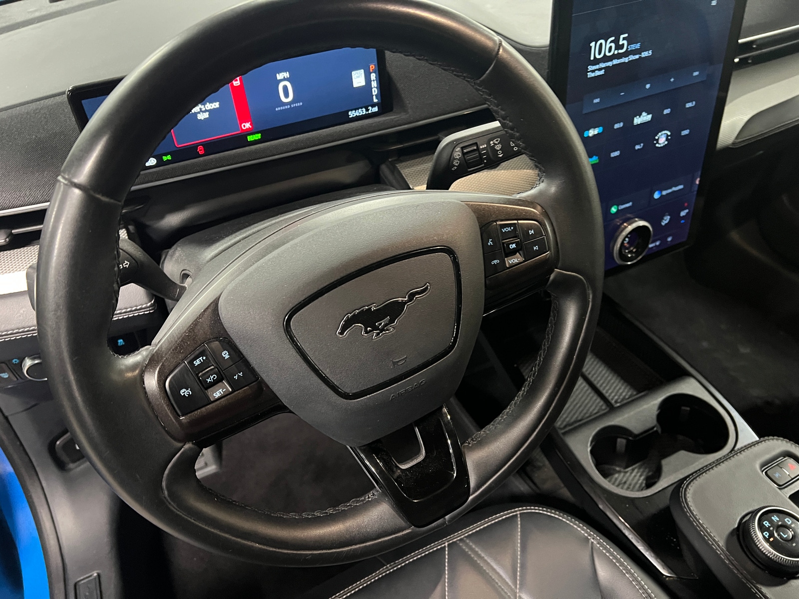 Thumbnail: 2022 Ford Mustang Mach-E - 4