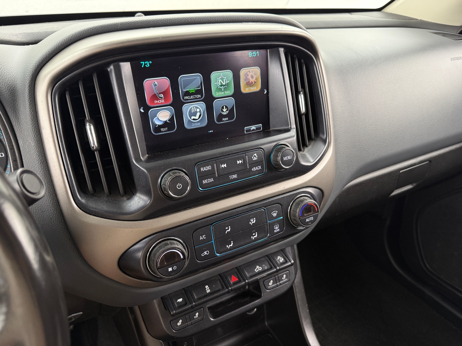Thumbnail: 2017 Chevrolet Colorado - 4
