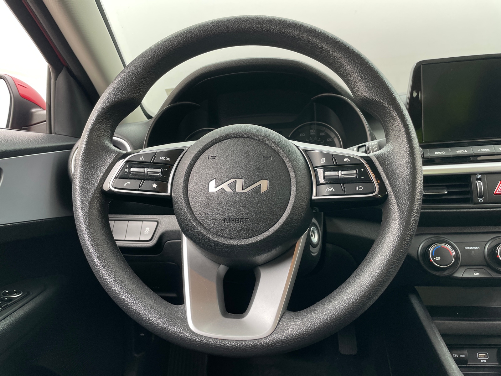 Thumbnail: 2024 Kia Forte - 5