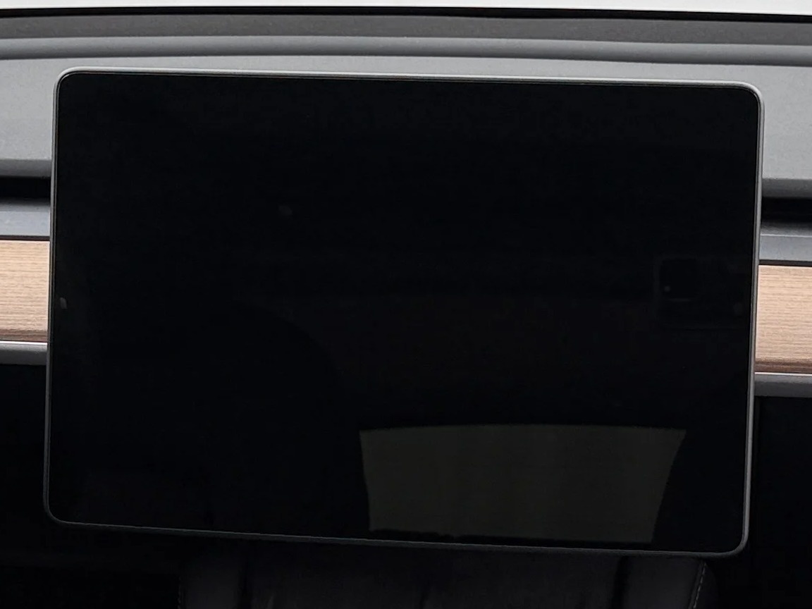 Thumbnail: 2025 Tesla Model Y - 3