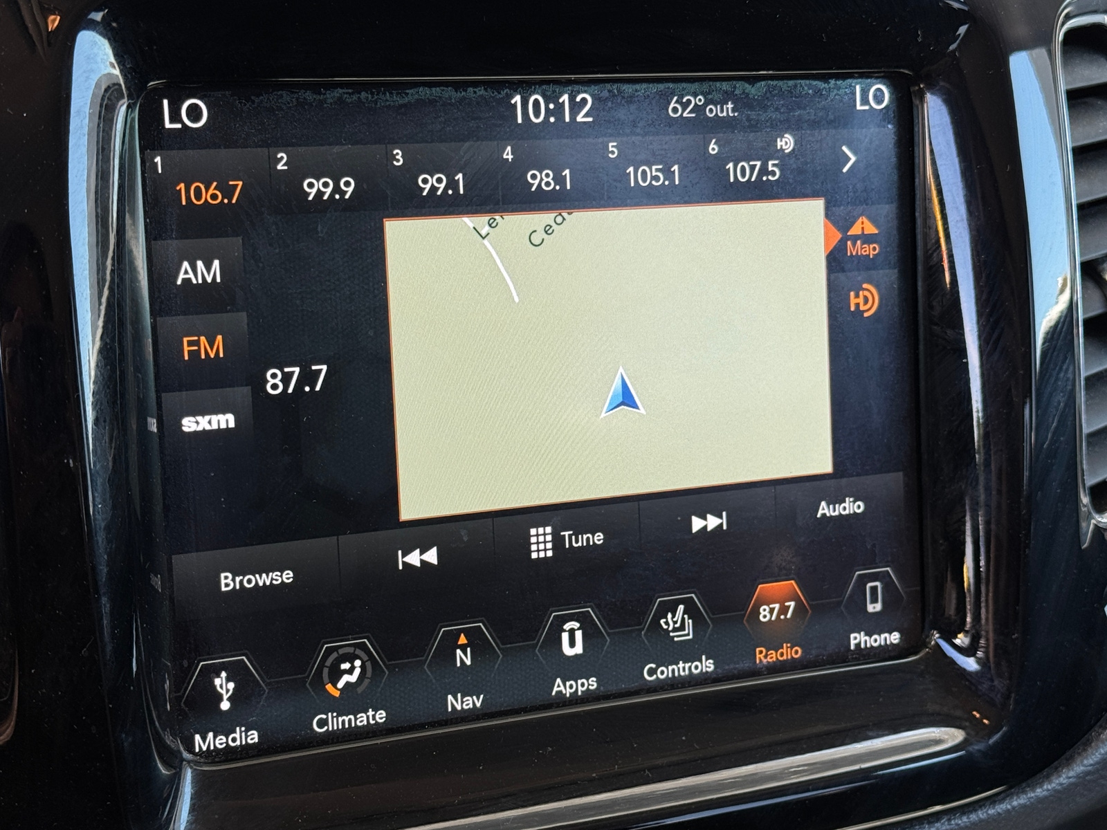Thumbnail: 2018 Jeep Compass - 3