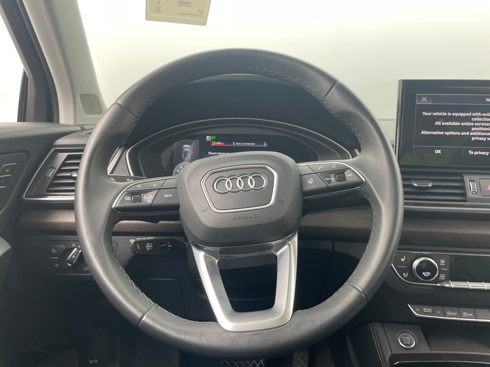Thumbnail: 2023 Audi Q5 - 4