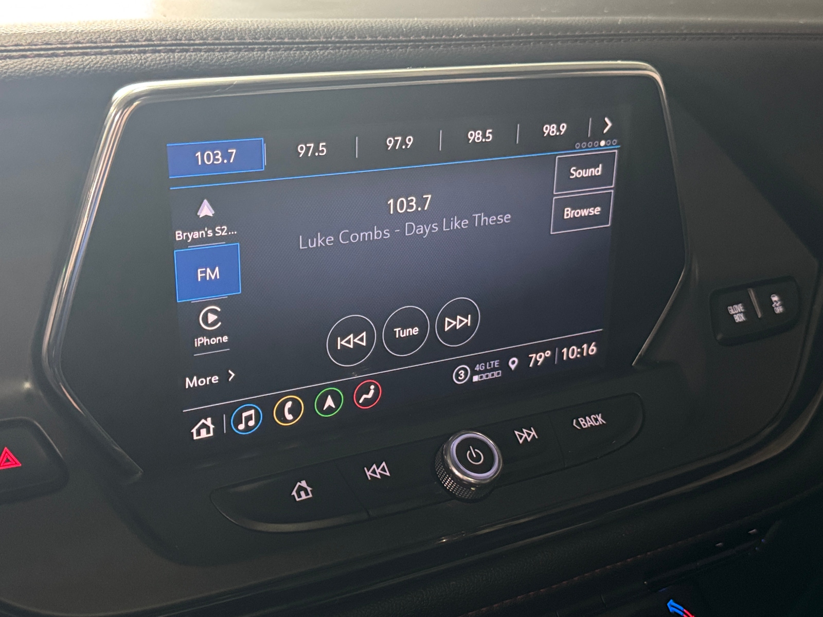 Thumbnail: 2021 Chevrolet Blazer - 3