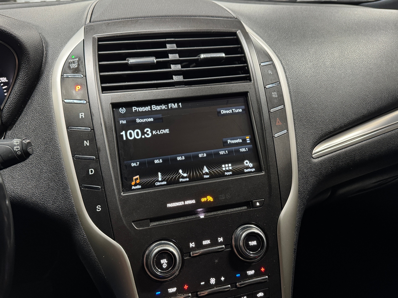 Thumbnail: 2017 Lincoln MKC - 3