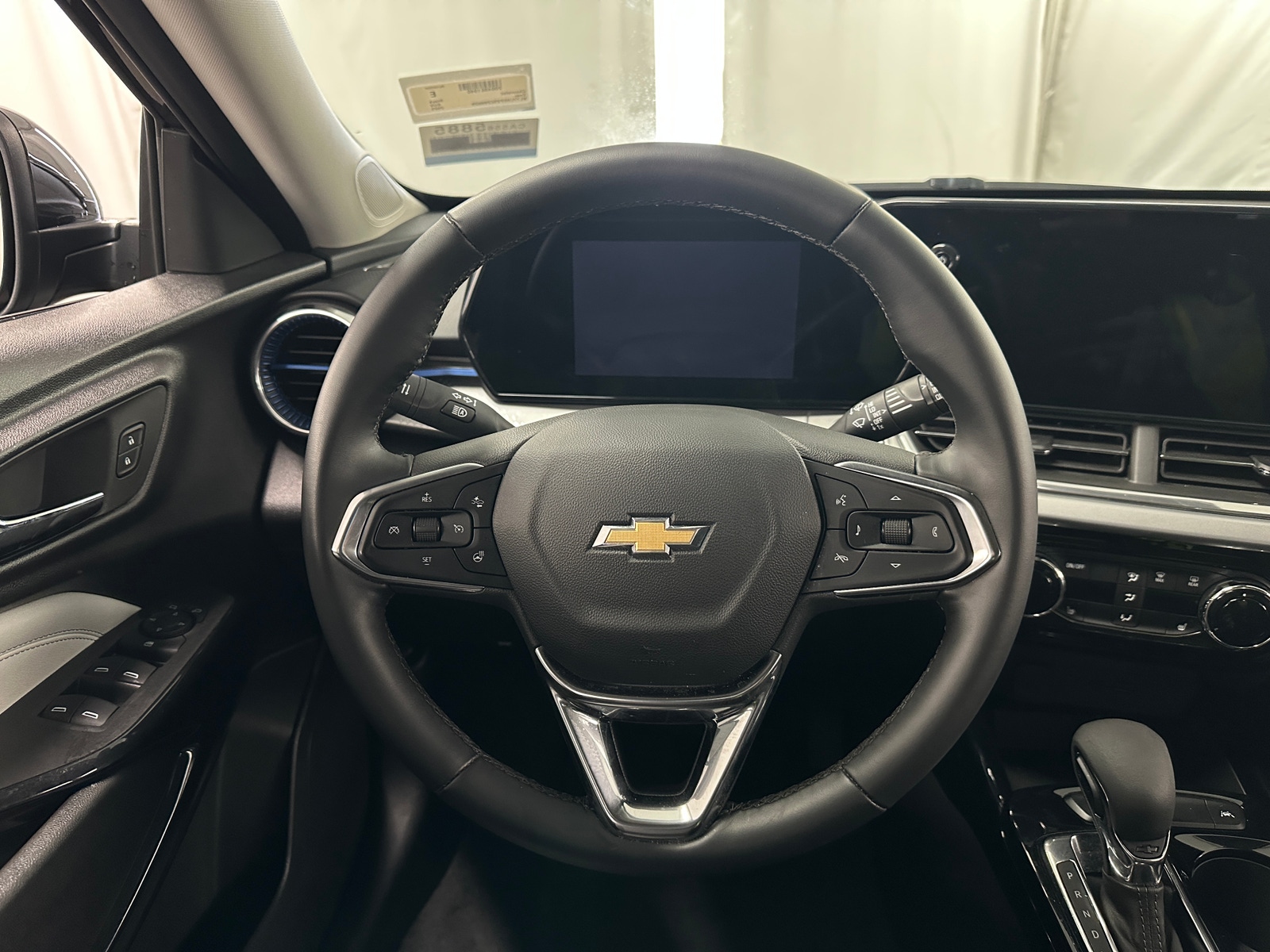 Thumbnail: 2025 Chevrolet Trax - 5