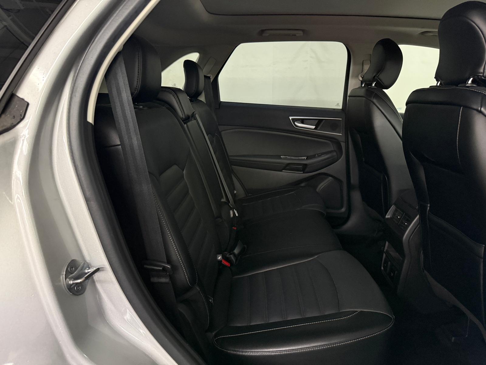 Thumbnail: 2017 Ford Edge - 5