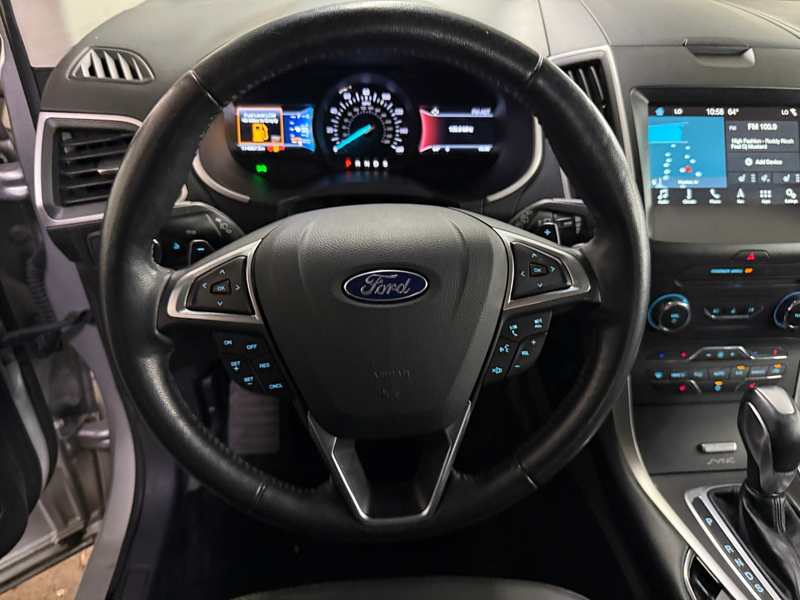 Thumbnail: 2017 Ford Edge - 4