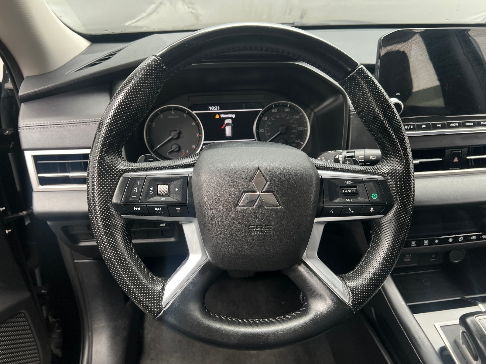 Thumbnail: 2024 Mitsubishi Outlander - 4