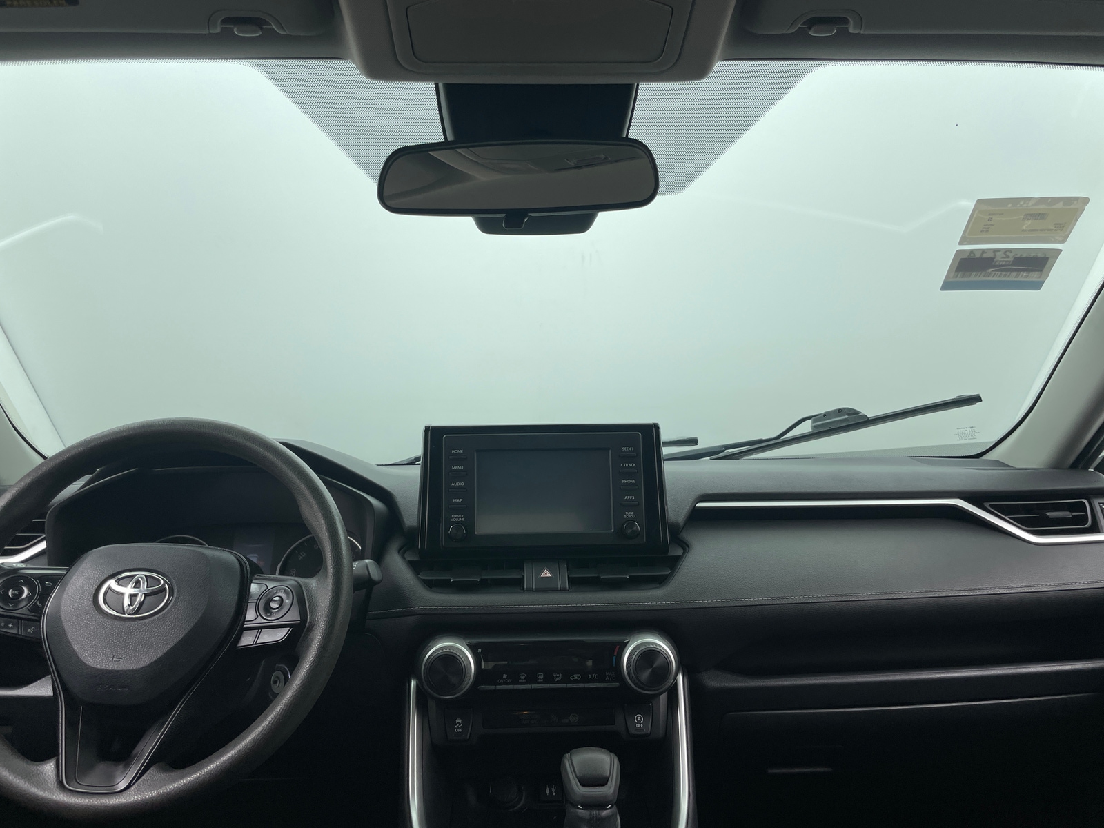 Thumbnail: 2019 Toyota RAV4 - 3