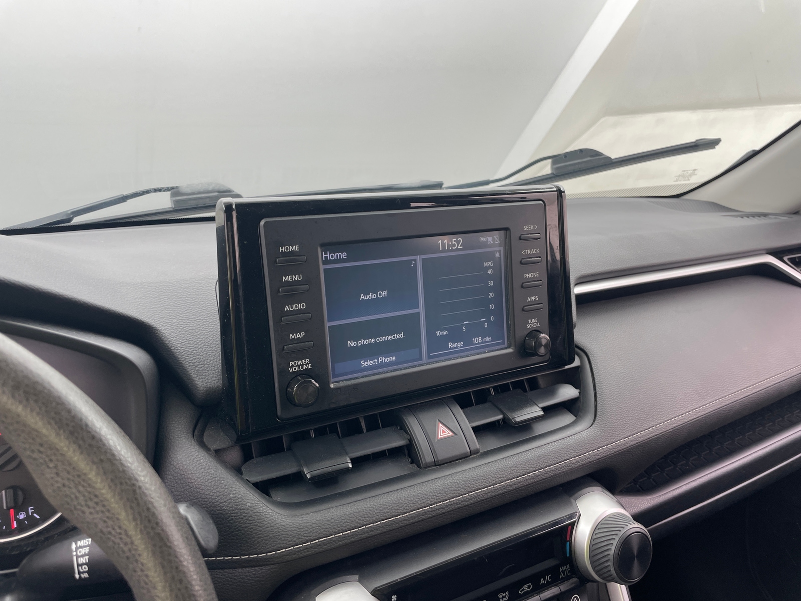 Thumbnail: 2019 Toyota RAV4 - 4