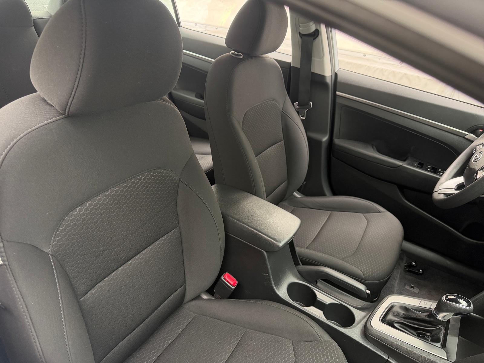 Thumbnail: 2019 Hyundai Elantra - 2