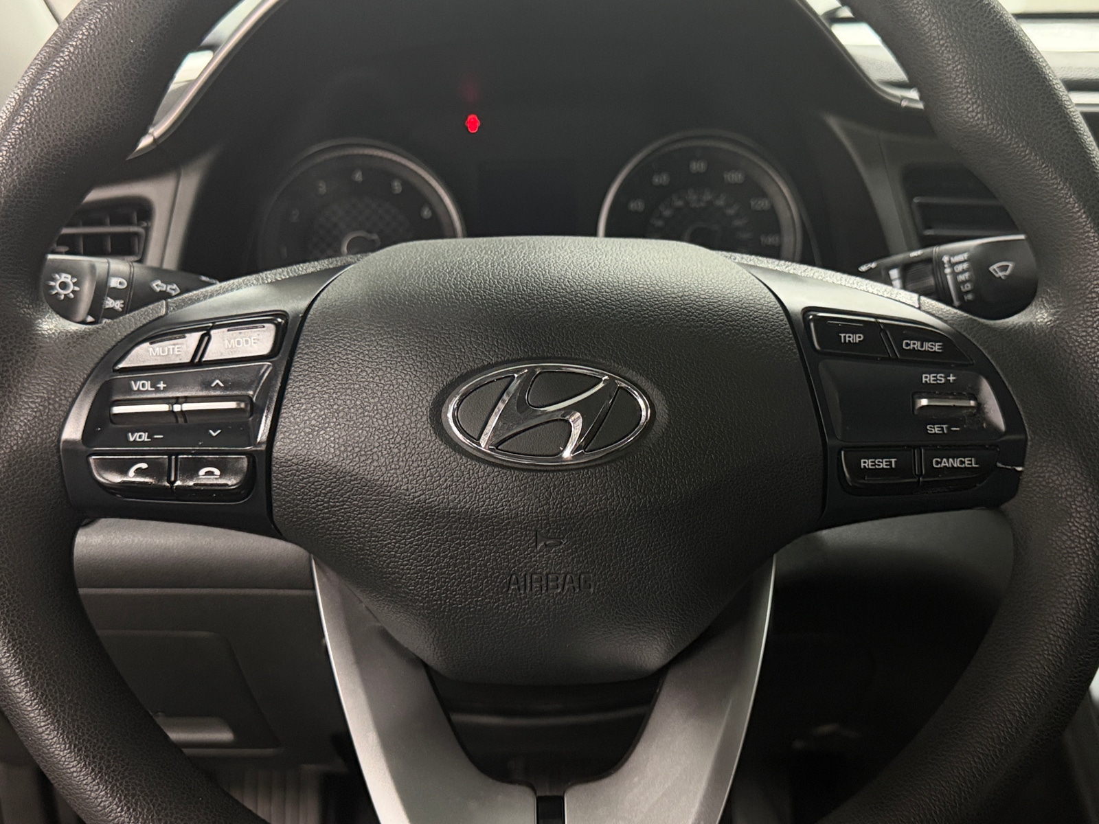 Thumbnail: 2019 Hyundai Elantra - 5