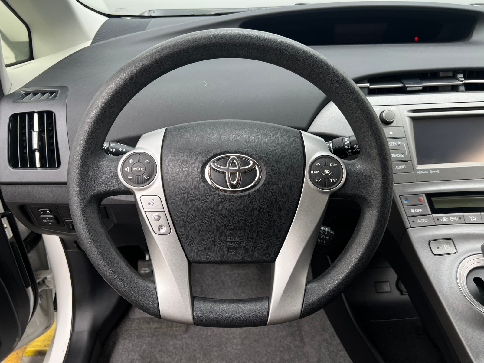 Thumbnail: 2015 Toyota Prius - 5