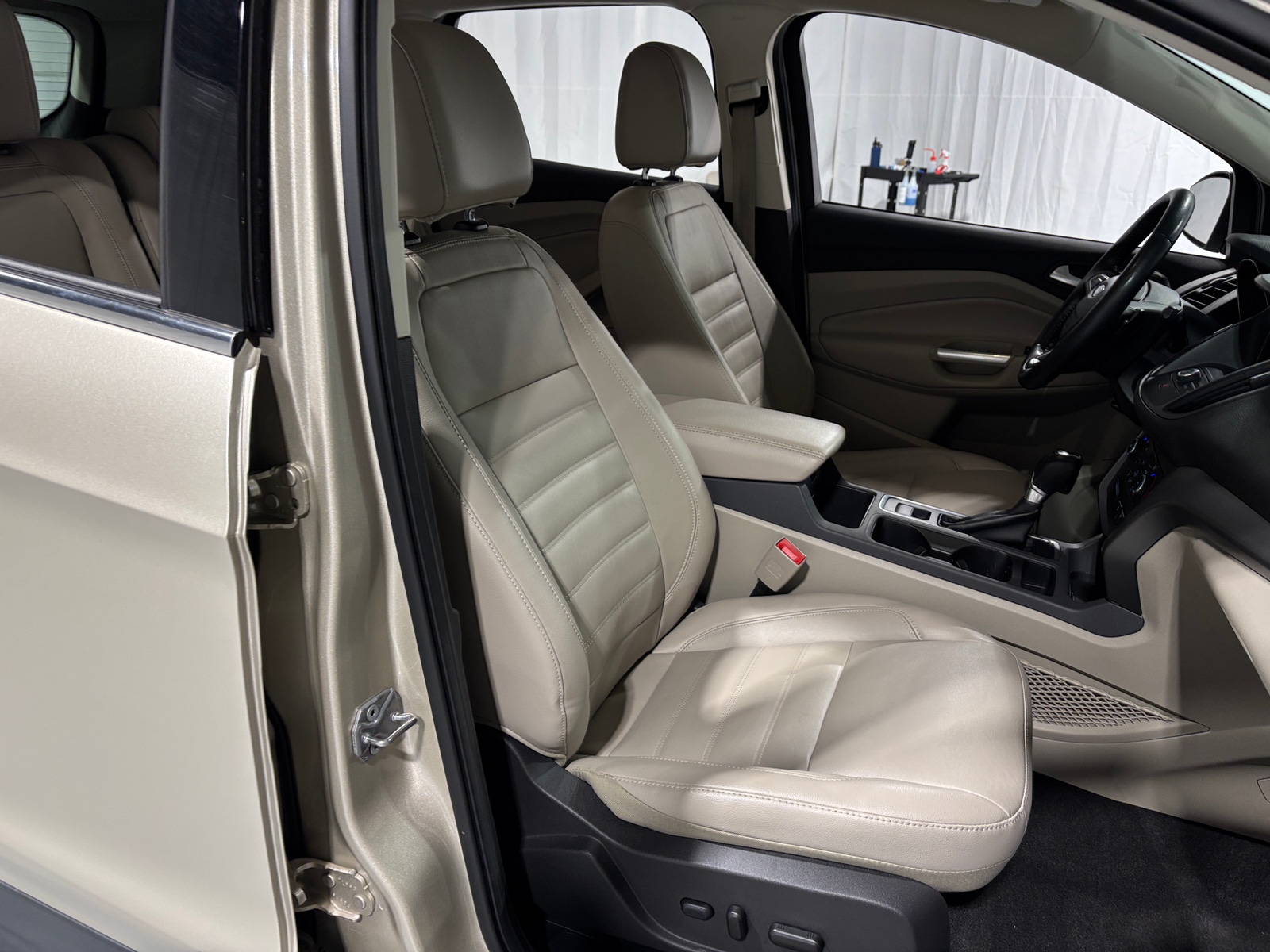 Thumbnail: 2017 Ford Escape - 2