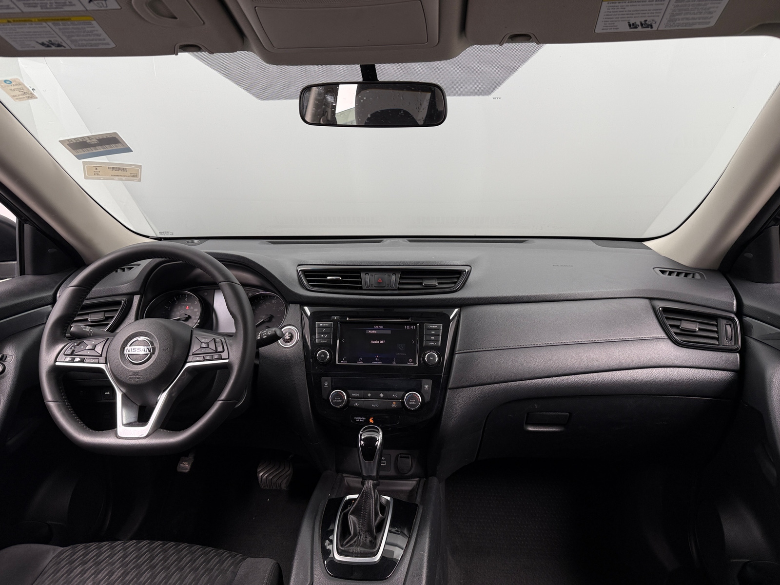 Thumbnail: 2018 Nissan Rogue - 3