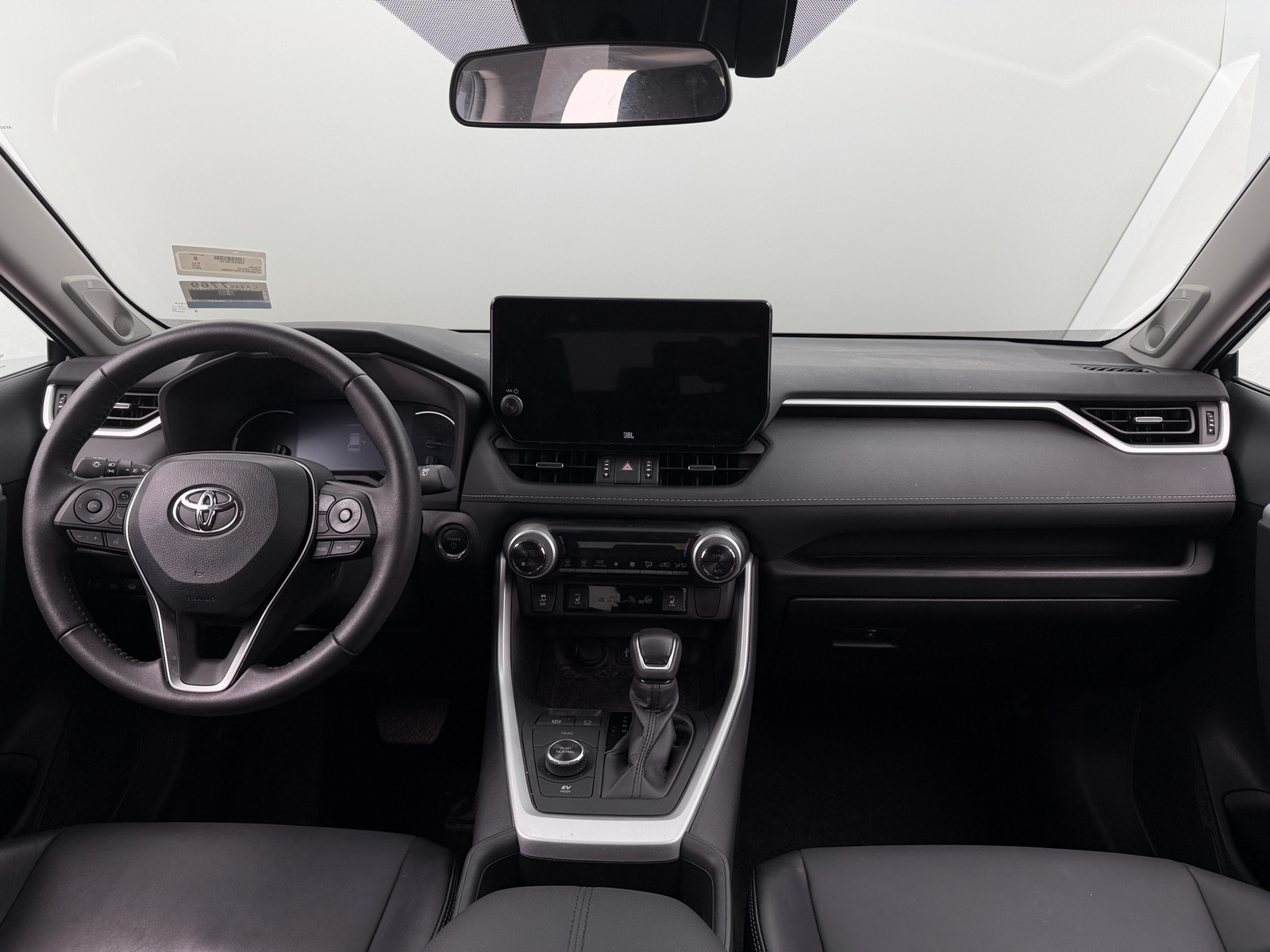 Thumbnail: 2024 Toyota RAV4 - 2