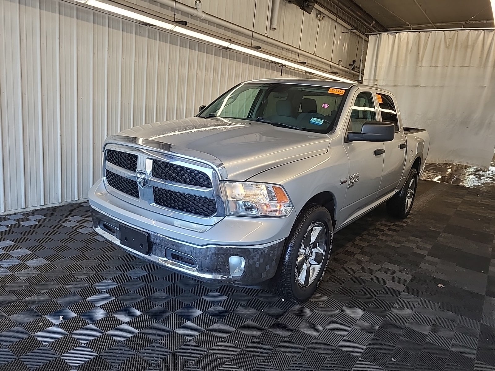 2019 Ram 1500 Classic ST 4x4 Crew Cab 5'7" Box