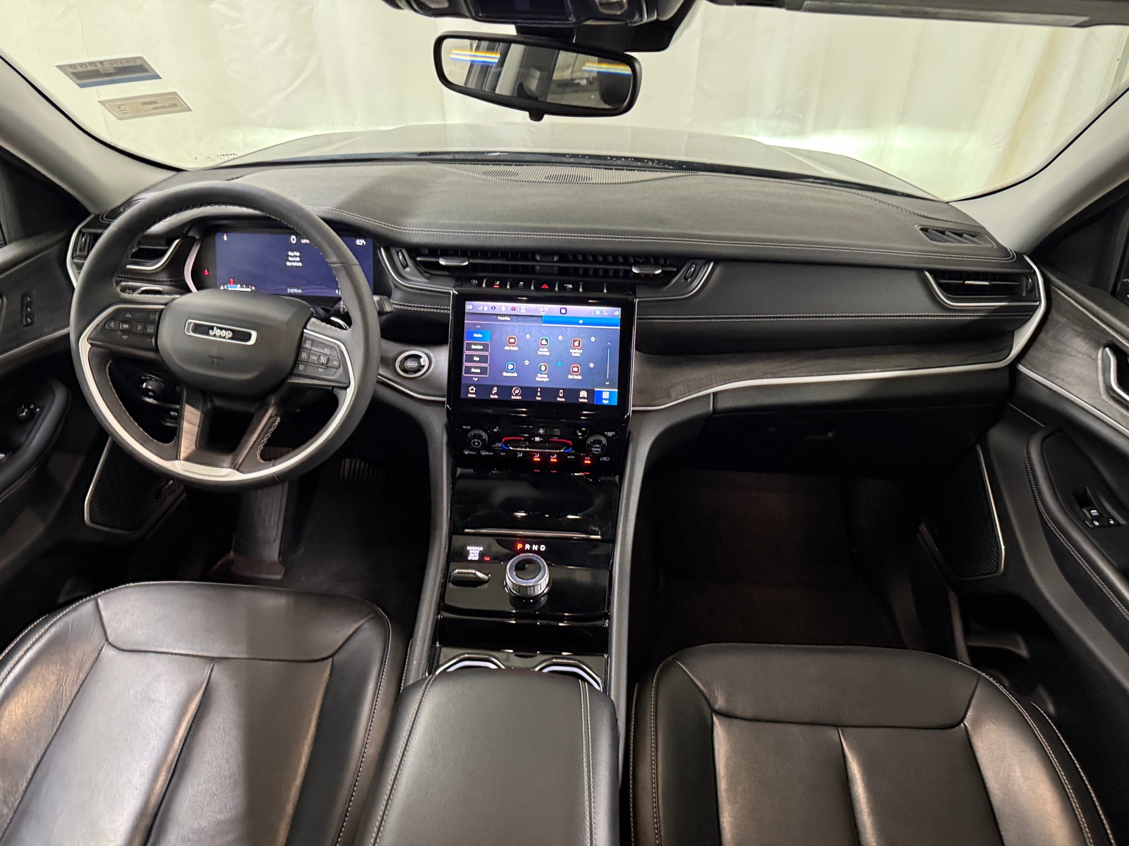 Thumbnail: 2023 Jeep Grand Cherokee - 2