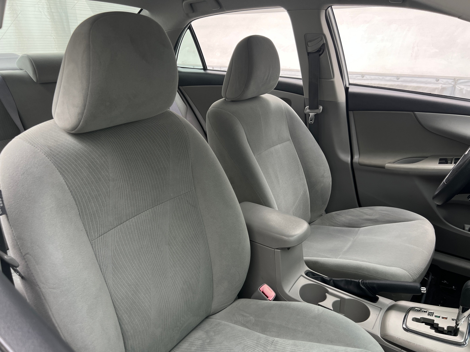 Thumbnail: 2011 Toyota Corolla - 2