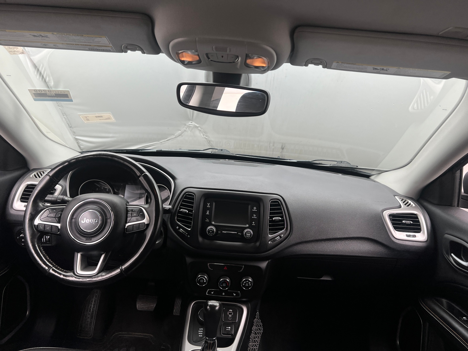 Thumbnail: 2018 Jeep Compass - 3