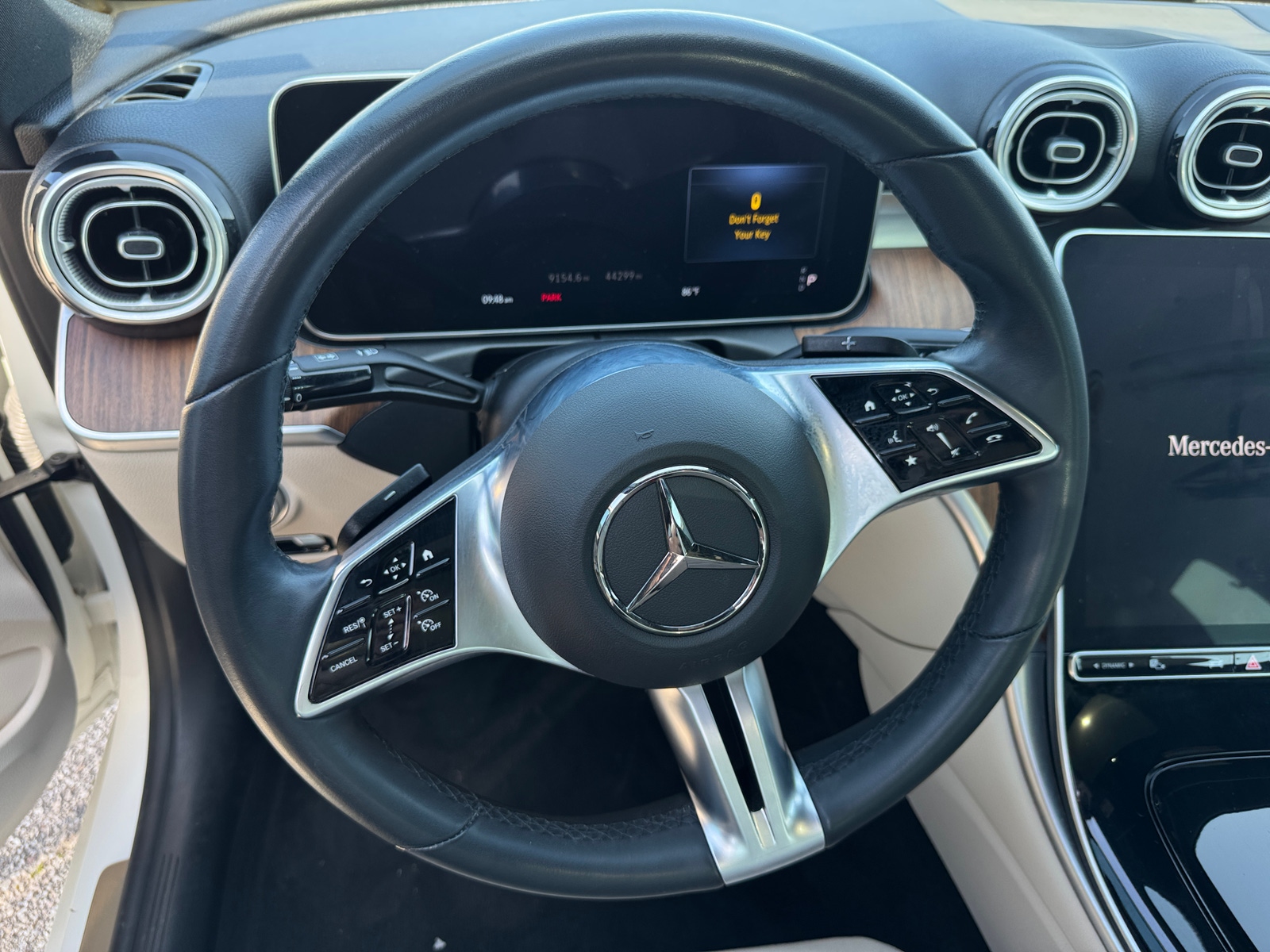Thumbnail: 2023 Mercedes-Benz C-Class - 4