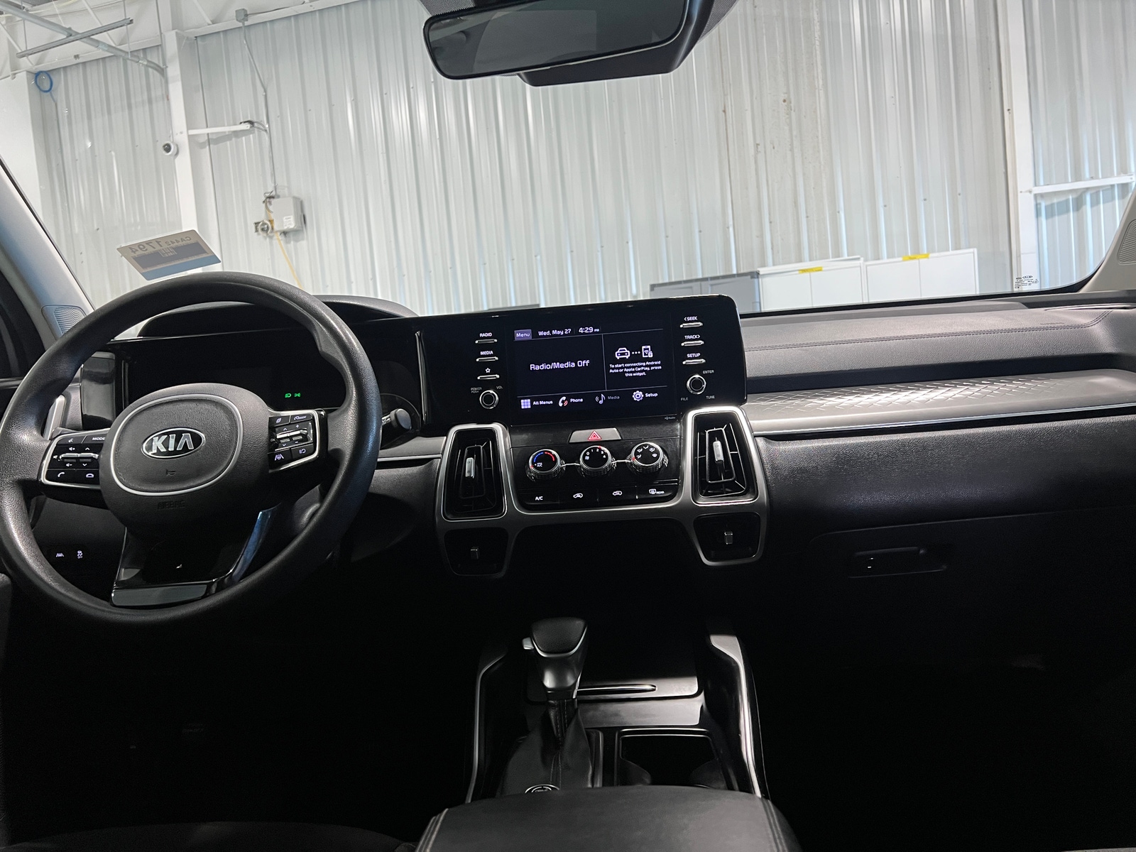 Thumbnail: 2021 Kia Sorento - 3