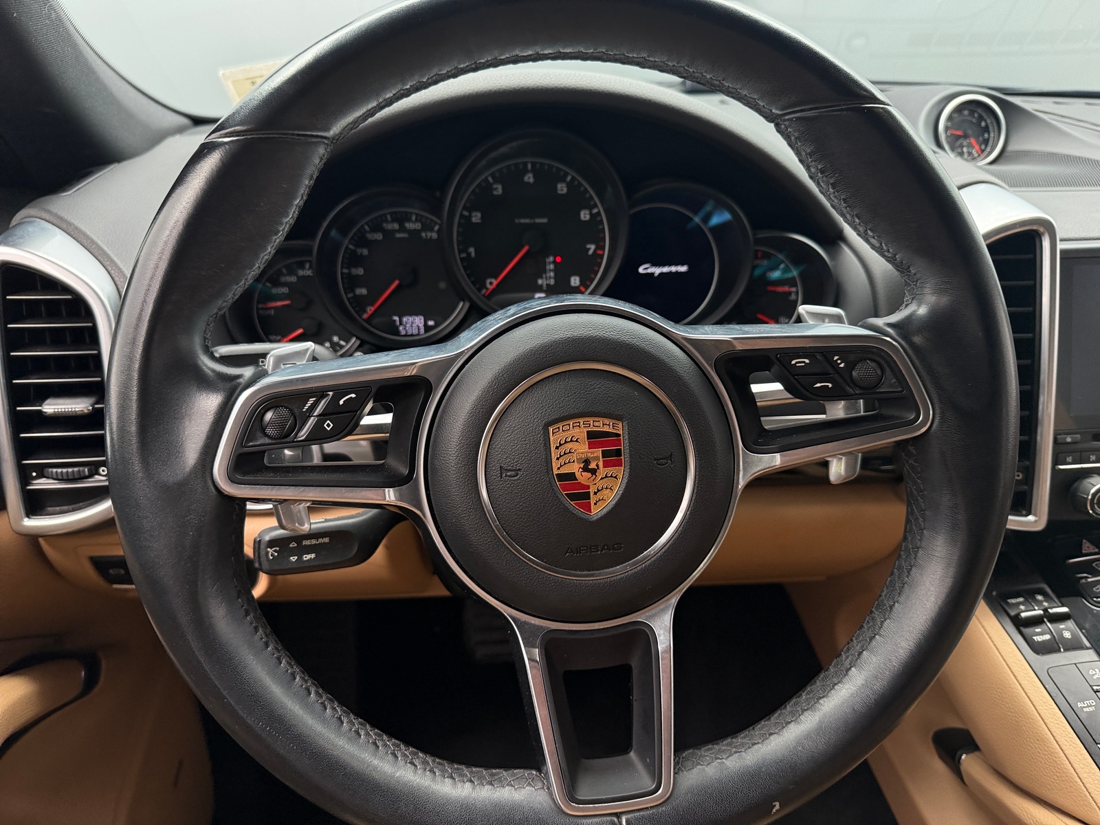 Thumbnail: 2017 Porsche Cayenne - 4
