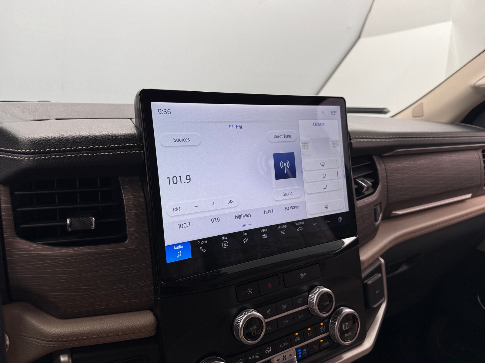 Thumbnail: 2024 Ford Expedition MAX - 3