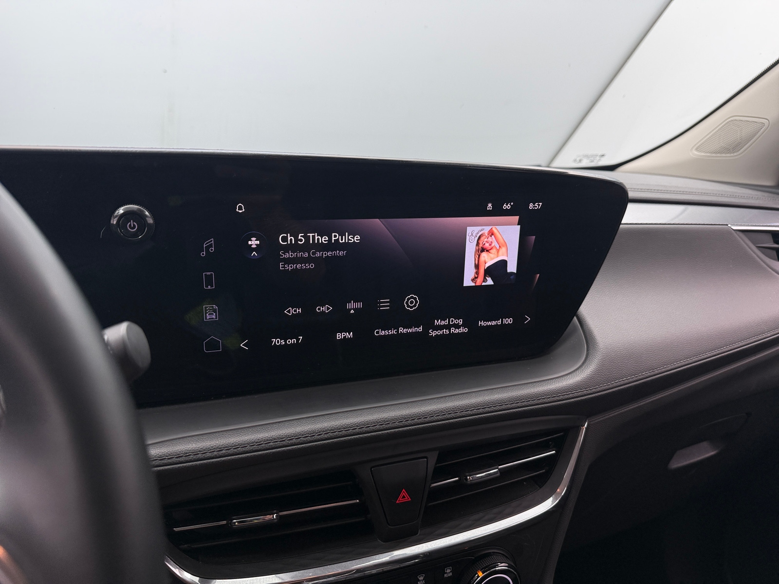 Thumbnail: 2025 Buick Encore GX - 3