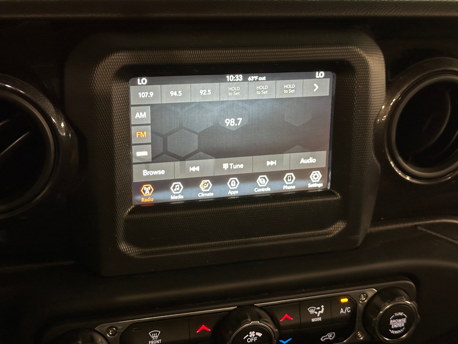 Thumbnail: 2022 Jeep Gladiator - 4