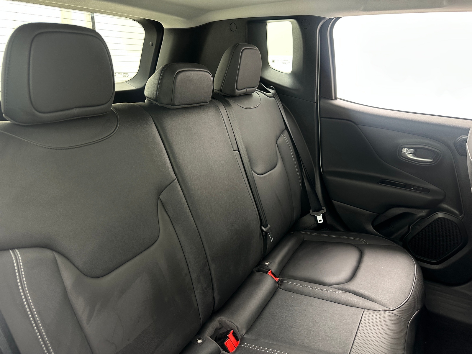Thumbnail: 2023 Jeep Renegade - 5
