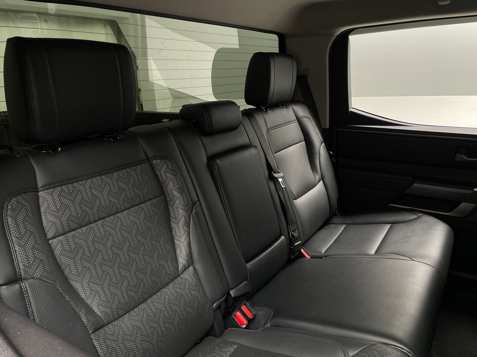 Thumbnail: 2022 Toyota Tundra - 6