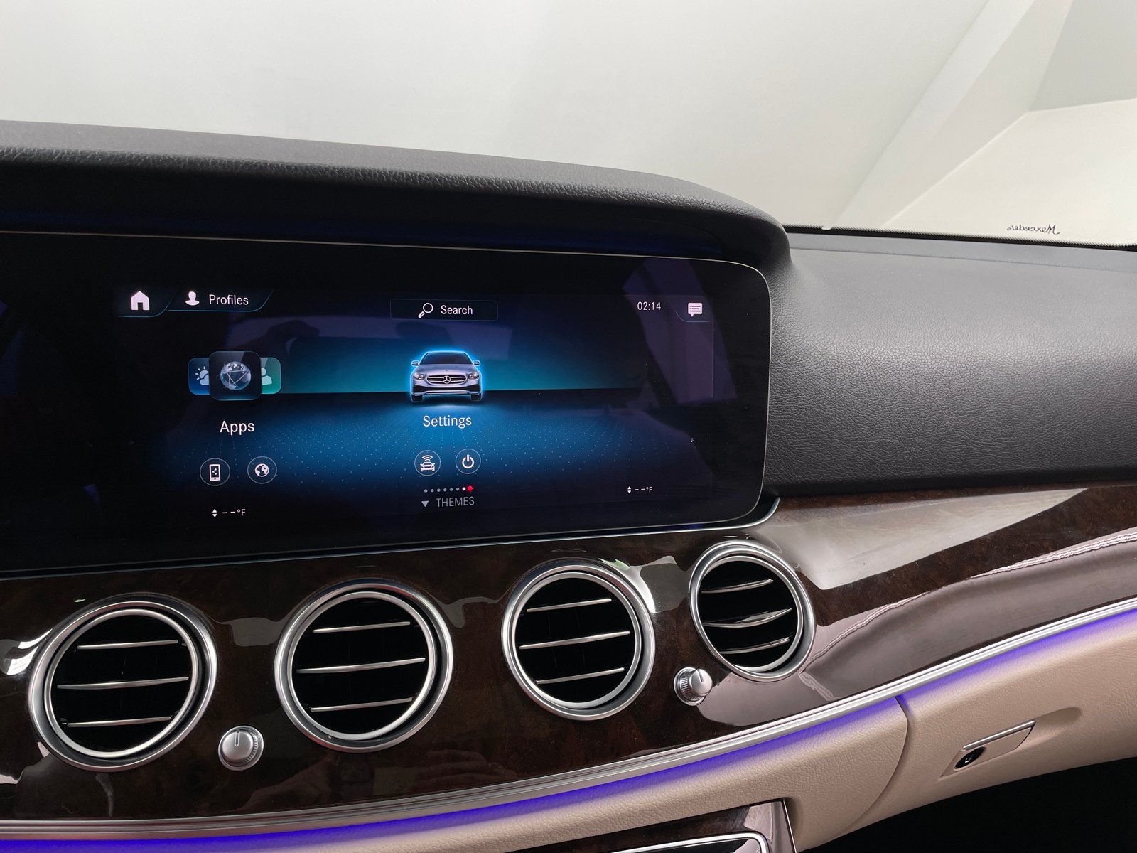 Thumbnail: 2021 Mercedes-Benz E-Class - 4
