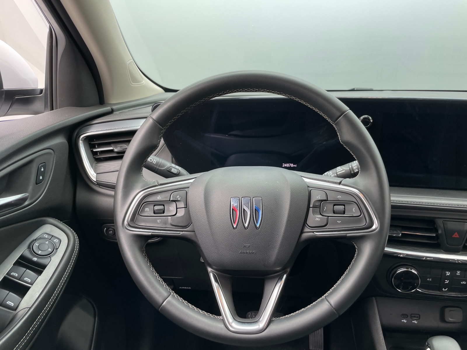 Thumbnail: 2025 Buick Encore GX - 4