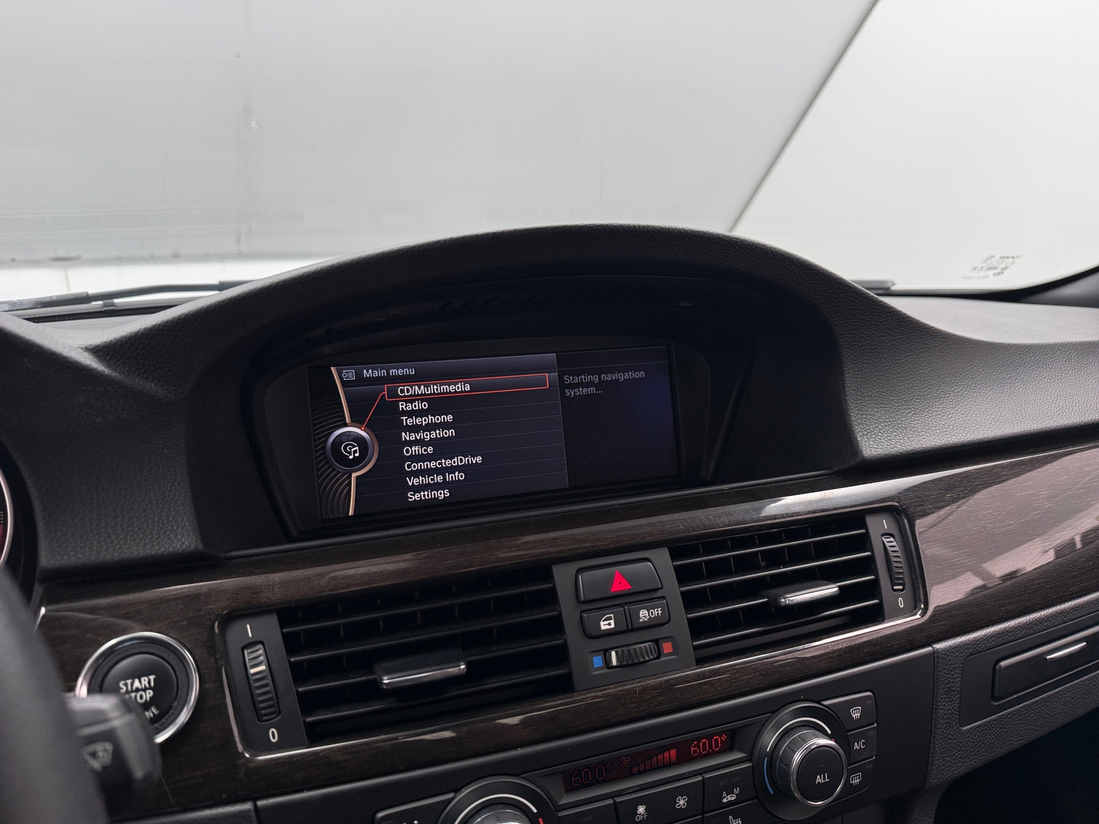 Thumbnail: 2013 BMW 3 Series - 3